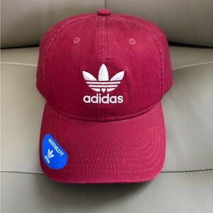 BNWT ADIDAS ORIGINALS RELAXED FIT STRAPBACK HAT CAP WINE & WHITE OSFA